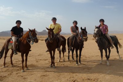 1D Petra Tour & Little Petra on horseback 